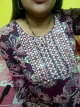 Snapshot of Sexyranibhabhi chatting on 03.31.26 Sexyranibhabhi online show from 03.31.26