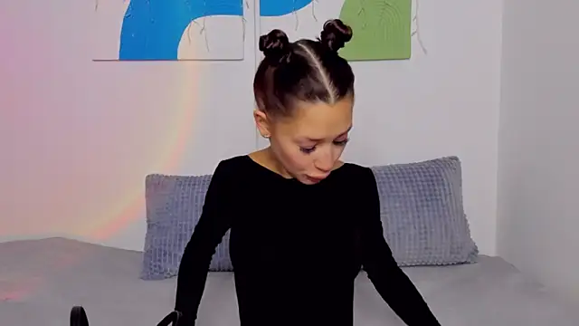 SelenaRousey online show from 03.13.25