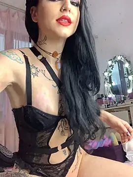 Snapshot of MoonAgnes chatting on 03.13.25 MoonAgnes online show from 03.13.25