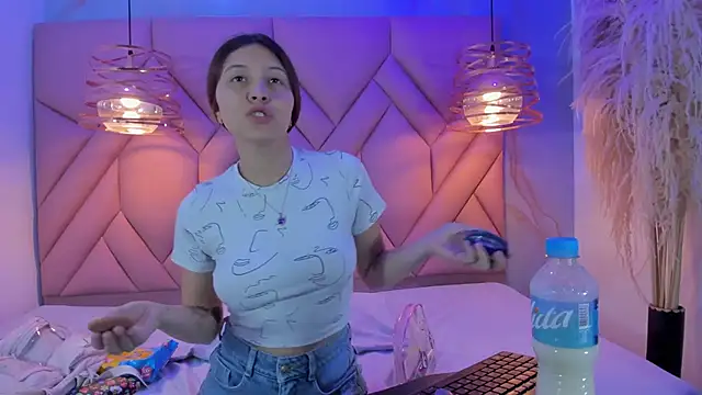 AngelaaCute  online show from 02.01.25