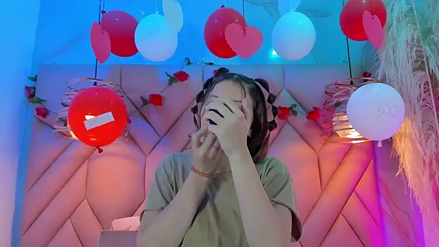 AngelaaCute  online show from 02.18.25