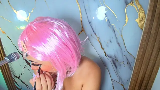 Lizz Tender online show from 10.02.25