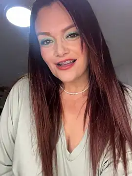 Snapshot of Taniabonet chatting on 01.29.25 Taniabonet online show from 01.29.25