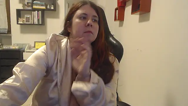 Snapshot of valerysexy chatting on 11.20.25 valerysexy online show from 11.20.25