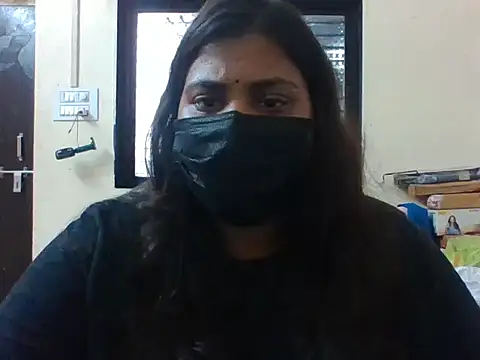 Hotmilfxox online show from 05.15.26