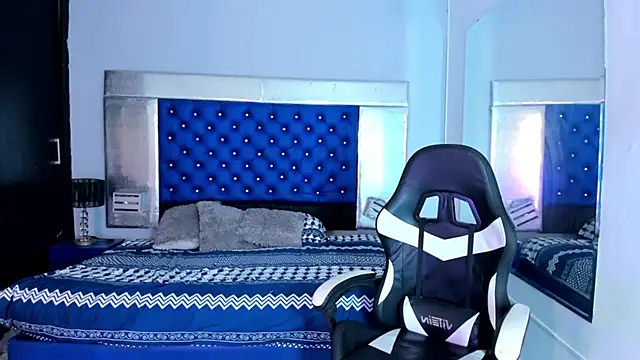 Tasha Sant online show from 09.13.25