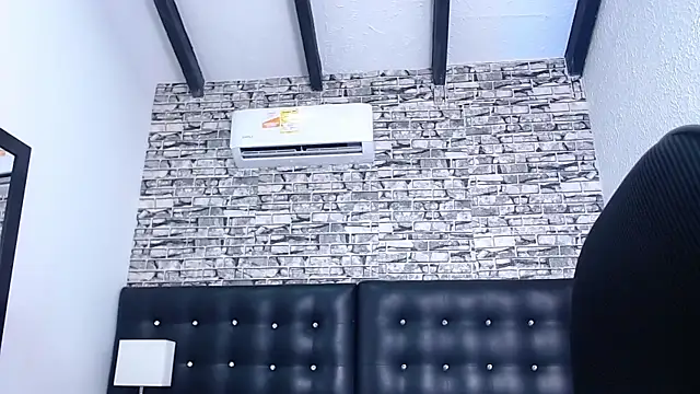 Snapshot of Skinny_hottie18 chatting on 01.30.25 Skinny hottie18 online show from 01.30.25