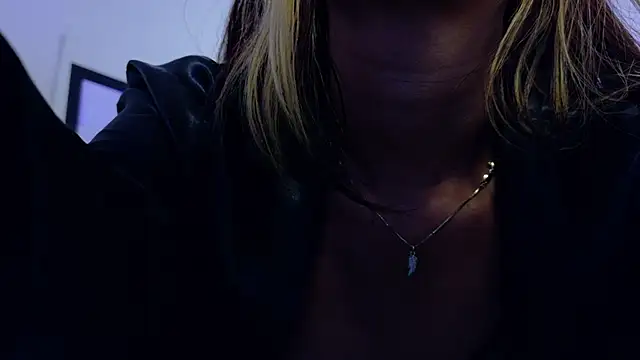 Snapshot of Skinny_hottie18 chatting on 02.10.25 Skinny hottie18 online show from 02.10.25