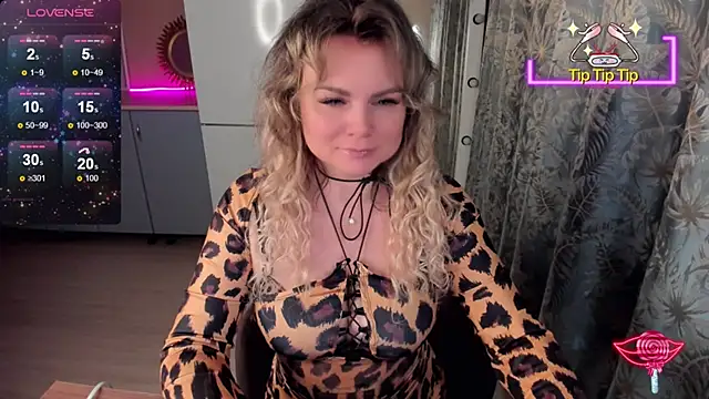 candy queeen online show from 01.15.25