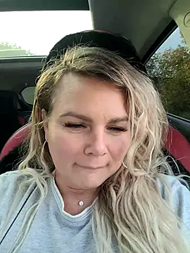 candy queeen online show from 09.20.25