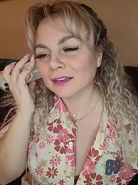 candy queeen online show from 02.17.26