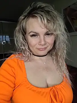 candy queeen online show from 02.28.26