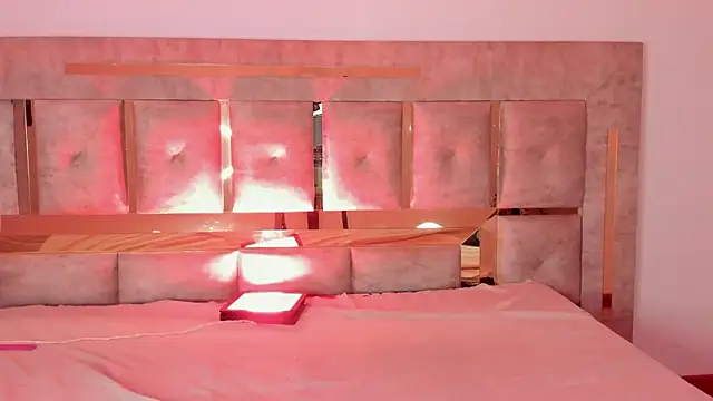 Ari sunshine  online show from 02.12.26