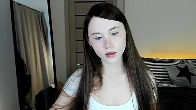 Stella Sunny online show from 02.09.26