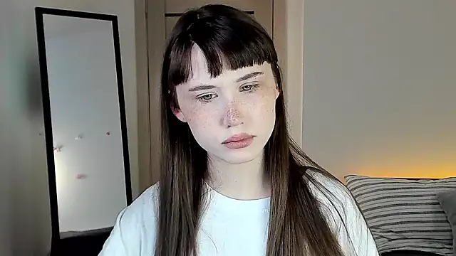 Stella Sunny online show from 02.27.26