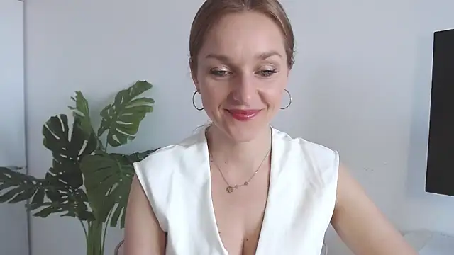 AliciaDesire online show from 04.09.26