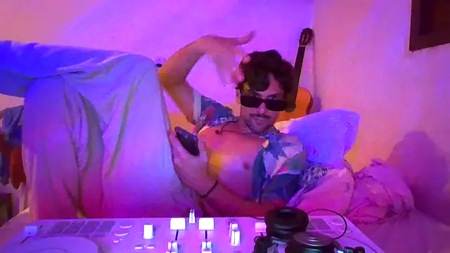 couplemilk online show from 02.03.26