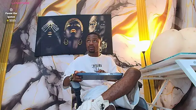 Thomas shelbys online show from 04.18.26