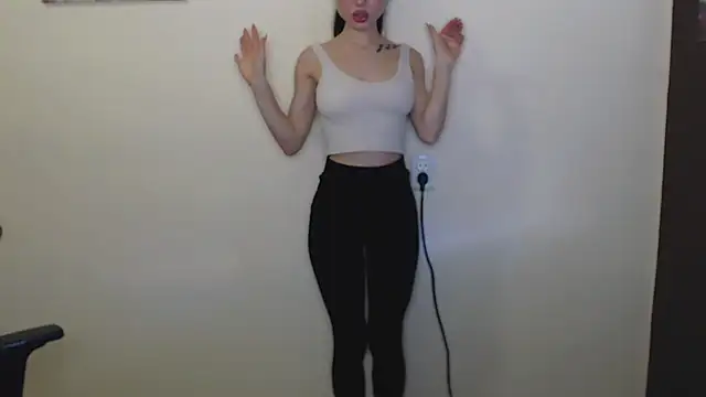 Cutesweetheart online show from 01.05.25