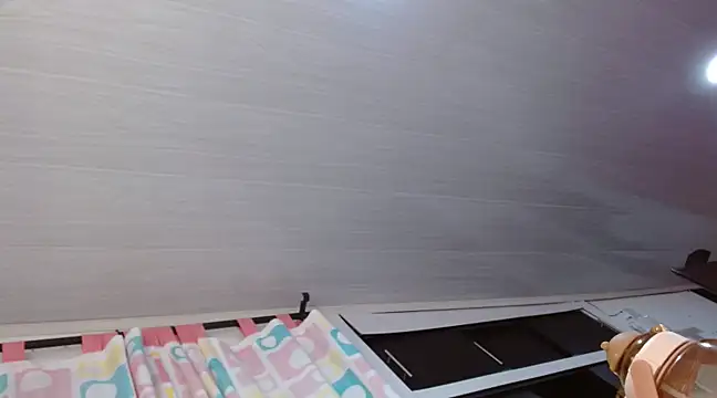 Manusomer online show from 02.21.25