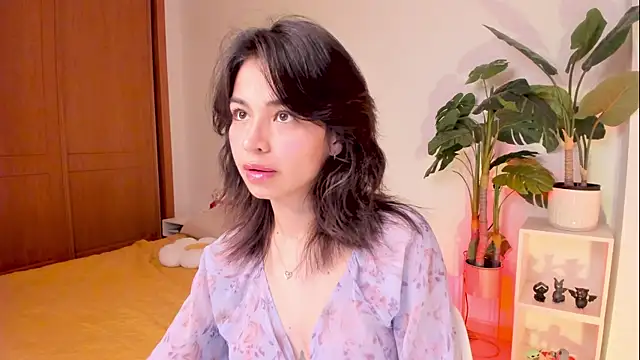 Snapshot of Adriennesexxx chatting on 03.10.25 Adriennesexxx online show from 03.10.25