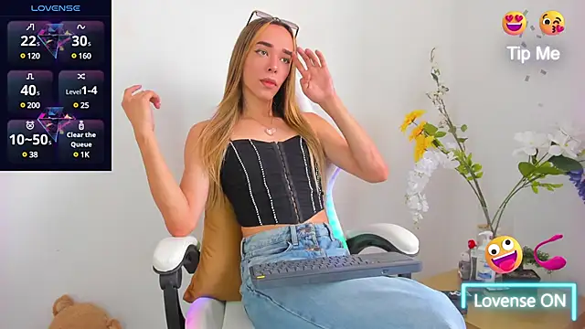 Linda Crawford online show from 02.01.25