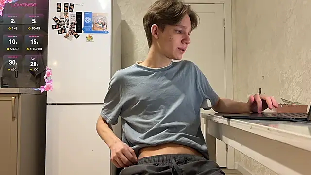 gay boyss online show from 02.27.25