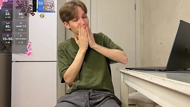 gay boyss online show from 03.04.25