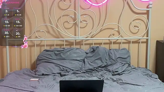 gay boyss online show from 03.17.25