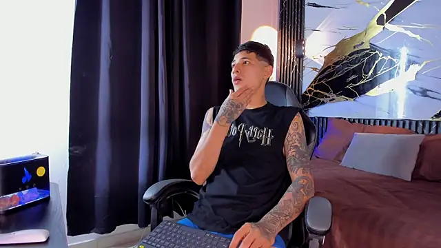 kyle smithxx online show from 12.23.25