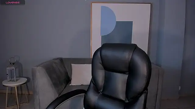 DolcieElliot online show from 12.30.24