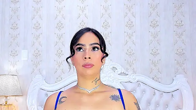 GiahDaniels online show from 12.11.24