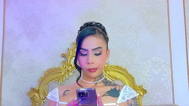 GiahDaniels online show from 05.19.26