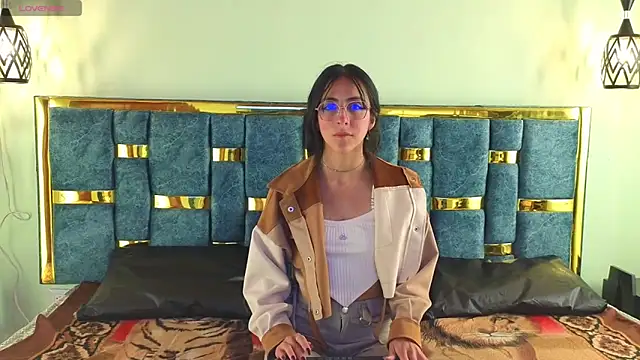 ling ling24 online show from 01.22.25