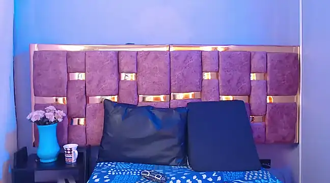 ling ling24 online show from 02.22.25