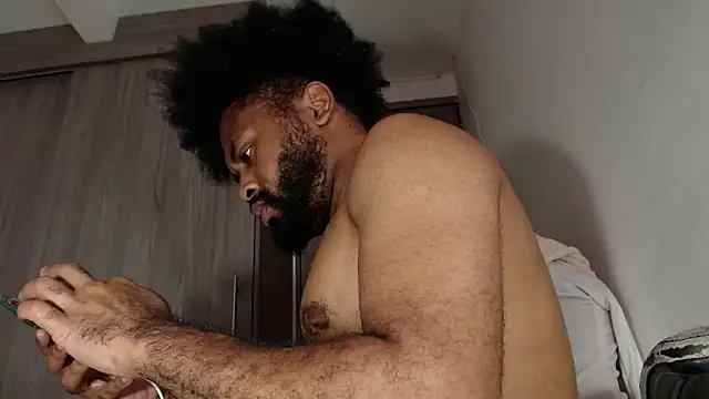 KaelMoreau online show from 03.11.25