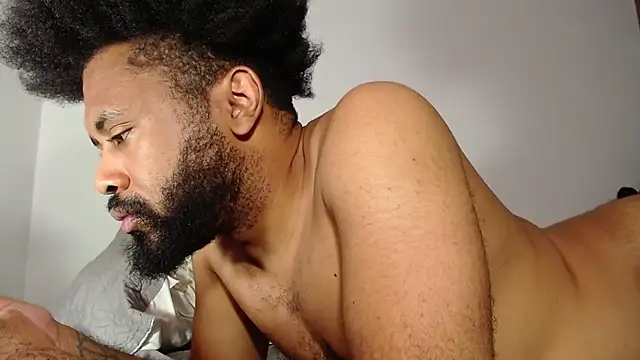 KaelMoreau online show from 03.17.25