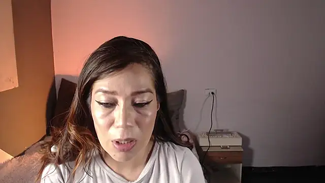 Miiaa wallace online show from 02.04.25