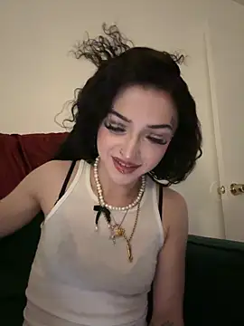 exoticmisfitt online show from 04.18.26