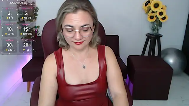 Ghada milf online show from 05.09.26
