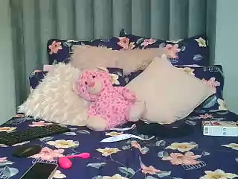 Snapshot of Amberbela chatting on 01.21.25 Amberbela online show from 01.21.25