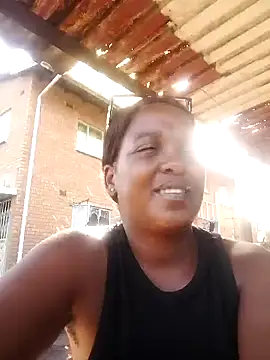 Snapshot of Amberbela chatting on 02.21.25 Amberbela online show from 02.21.25