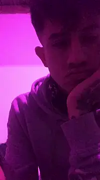 Snapshot of juan69777 chatting on 01.06.25 juan69777 online show from 01.06.25