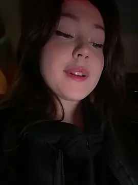 Peachy Dream online show from 09.24.25