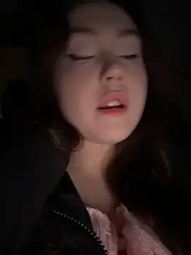 Snapshot of Peachy_Dream chatting on 01.18.26 Peachy Dream online show from 01.18.26