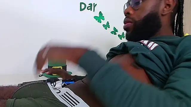 Snapshot of Jacksonking27 chatting on 03.18.25 Jacksonking27 online show from 03.18.25