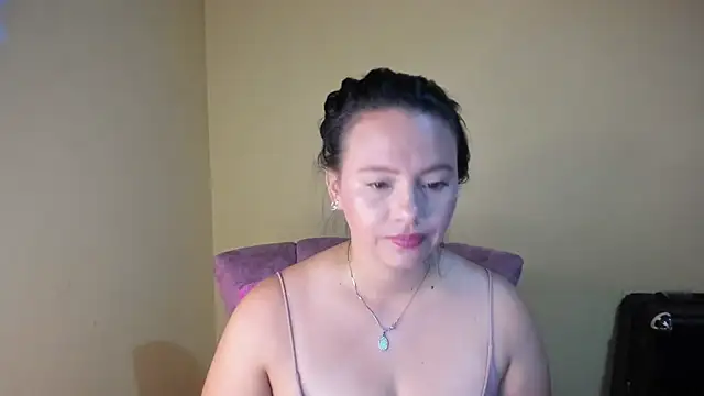 lauraguzman online show from 03.28.26