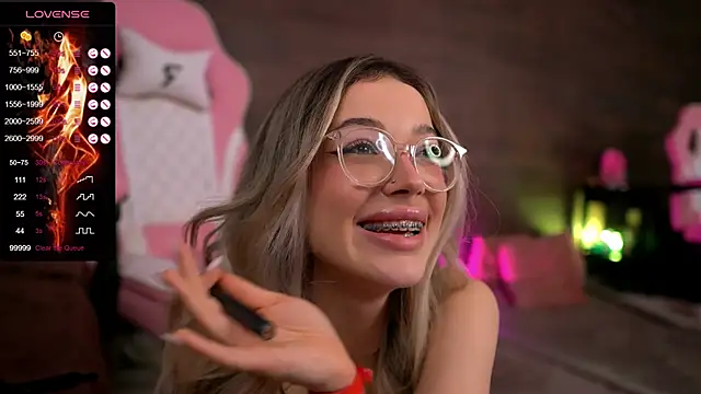 KylieJoyce online show from 02.23.25