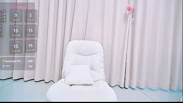 Aster Hoa online show from 09.27.25