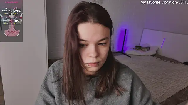 Snapshot of ValBae chatting on 01.21.25 ValBae online show from 01.21.25